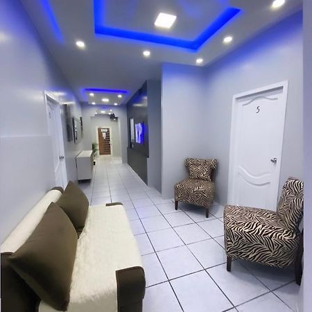 Hotel Kp Portoviejo Bagian luar foto